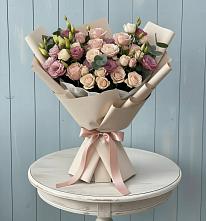 Букет цветов из:  Розы и Лизиантусы в Сальске