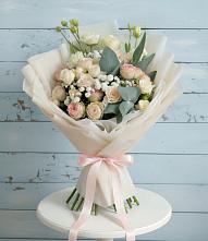 Букет цветов из:  Розы и Лизиантусы #REPLACE_PRED# Сальске