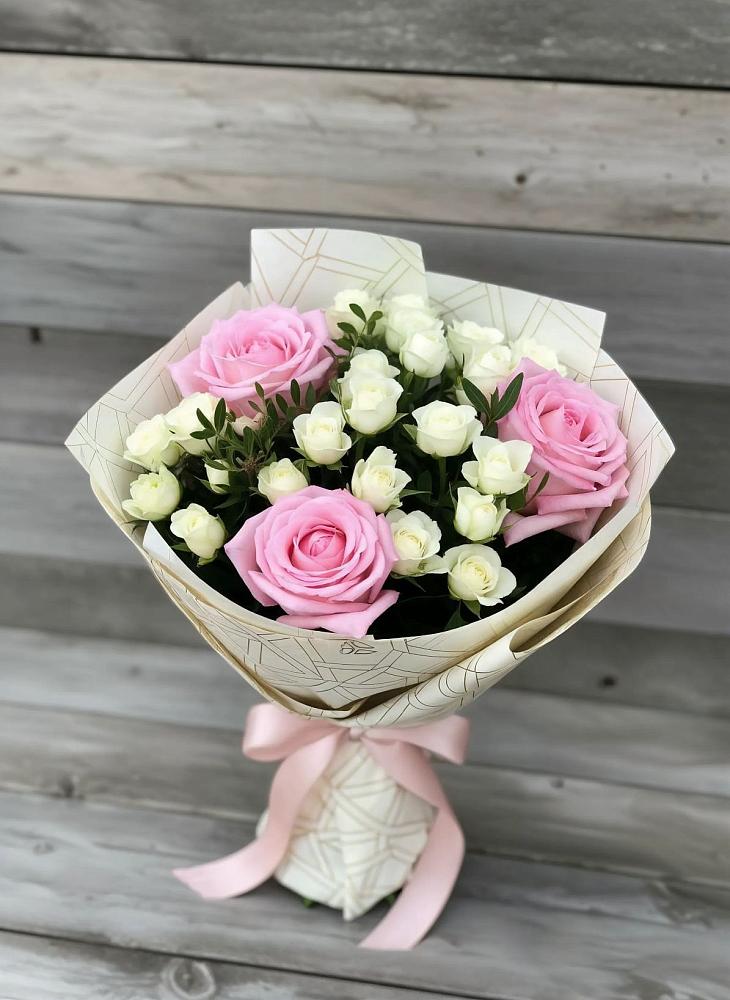 Букет цветов из: Розы в Сальске