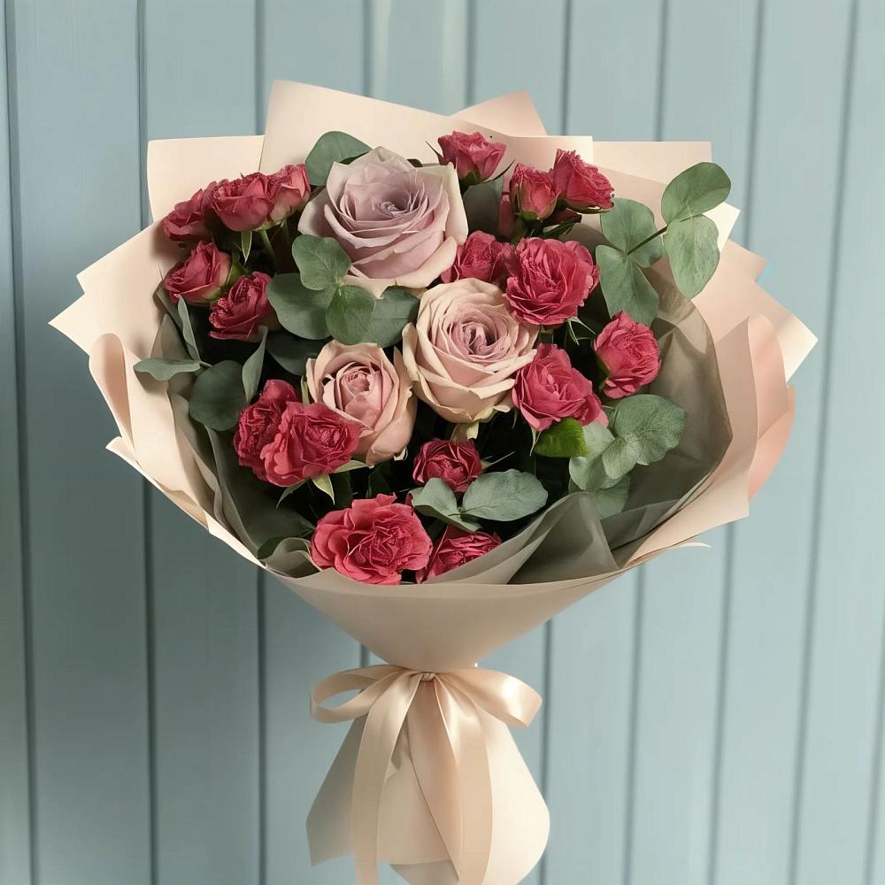 Букет цветов из: Гвоздики и Розы в Сальске