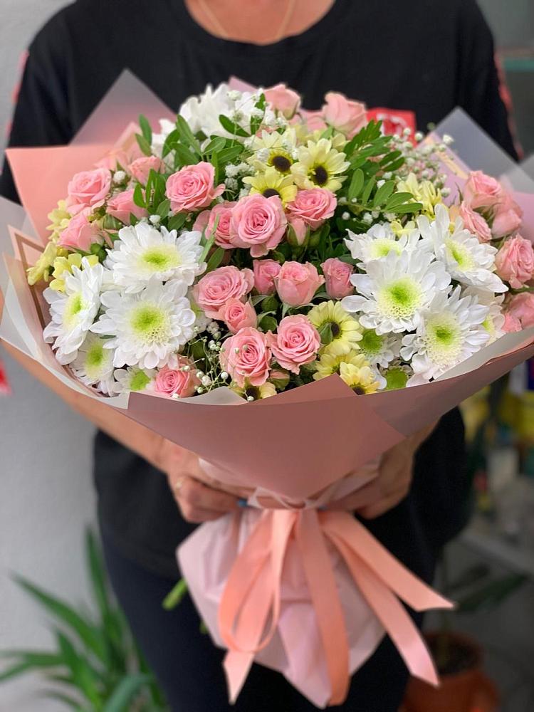 Букет цветов из: Розы и Хризантемы в Сальске