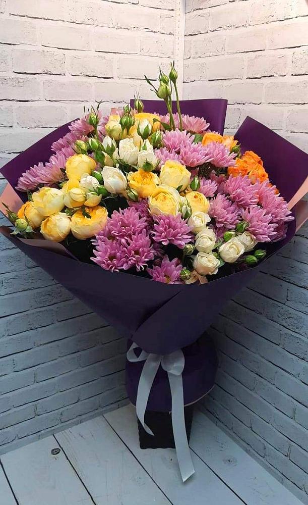 Букет цветов из: Хризантемы и Розы в Сальске