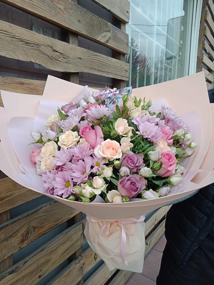 Букет цветов из: Розы и Хризантемы в Сальске