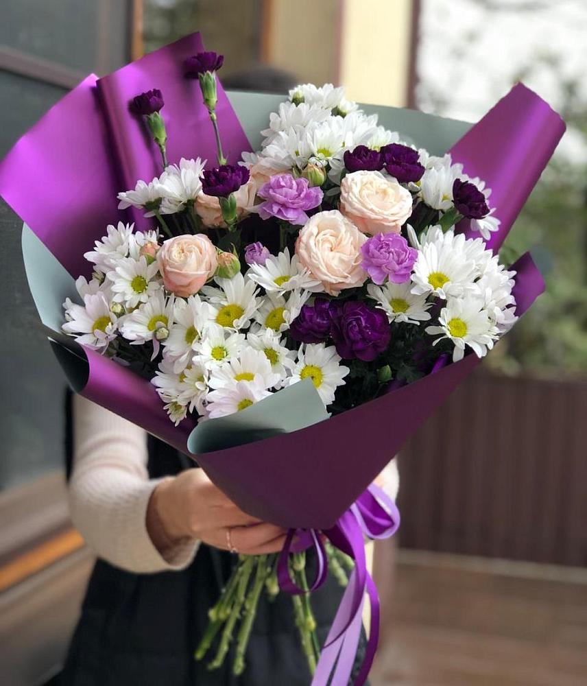 Букет цветов из: Хризантемы, Гвоздики и Розы в Сальске