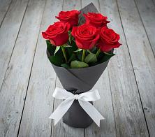 Букет 5 Красных роз Эдлесс Лав #REPLACE_PRED# Сальске