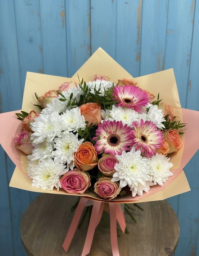 Букет цветов из: Розы, Герберы и Хризантемы в Сальске