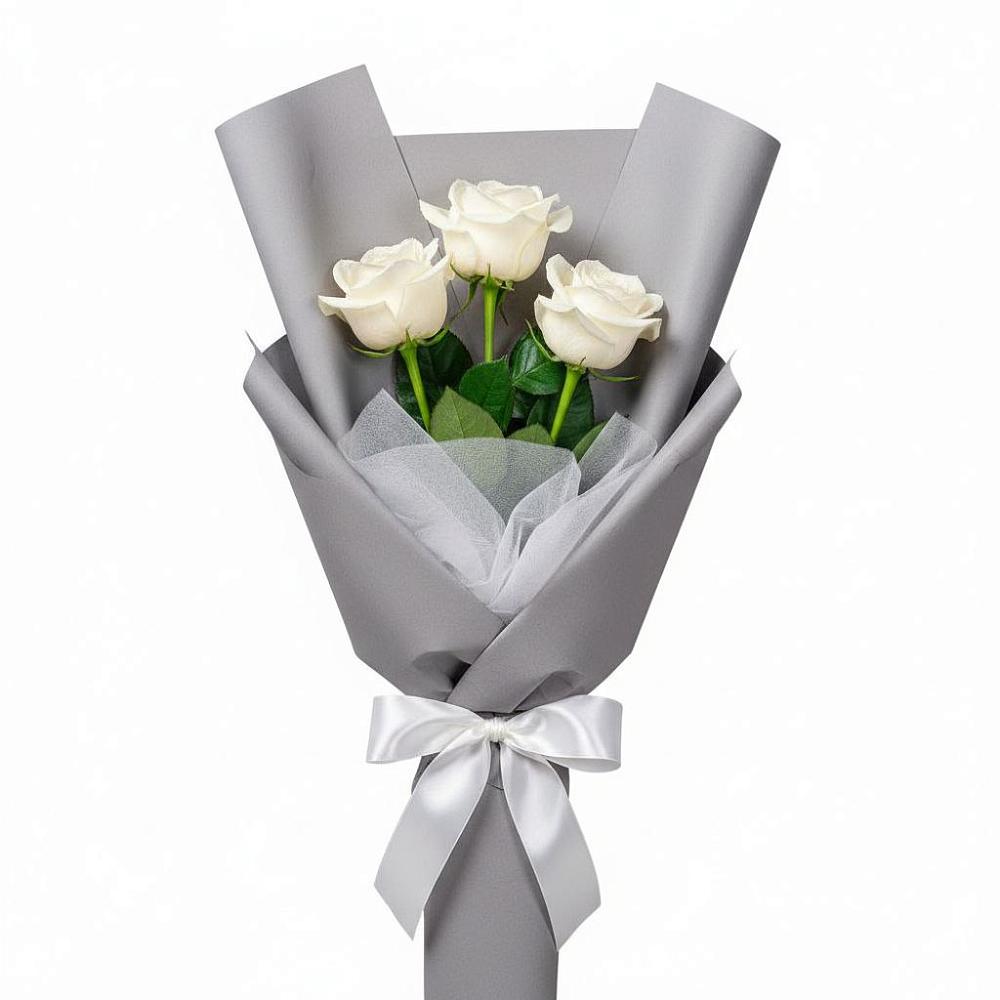 Букет 3 белые розы в Сальске
