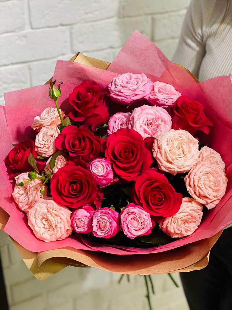 Букет цветов из: Розы в Сальске